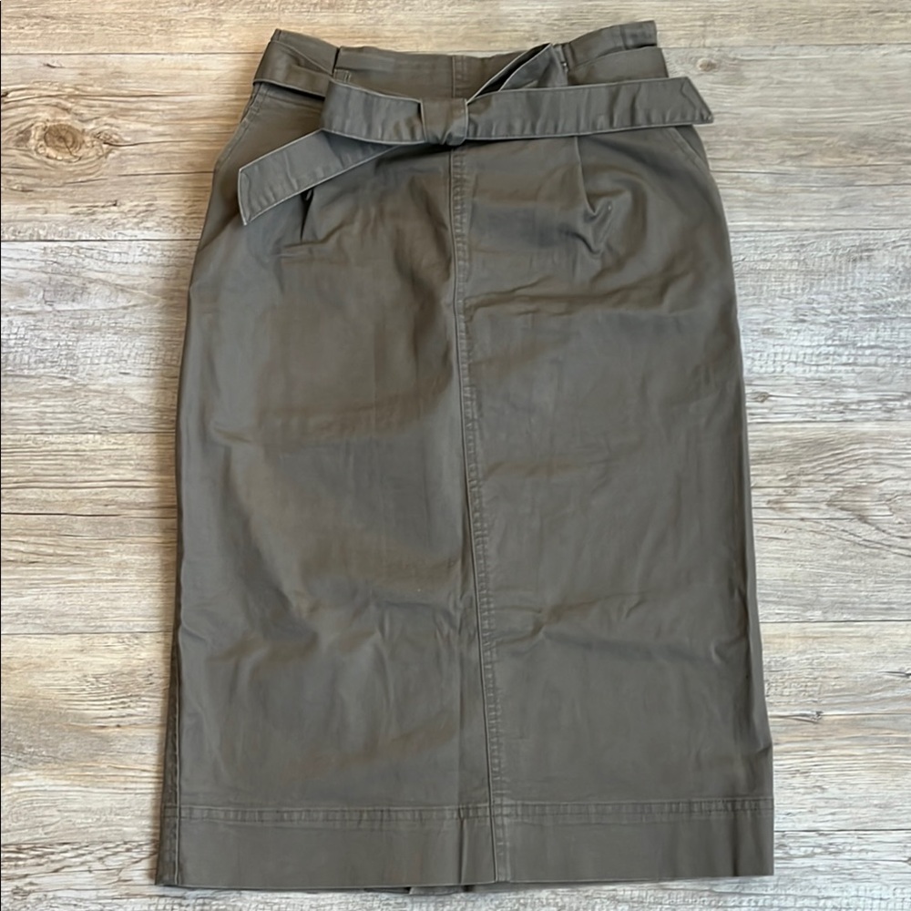 Uniqlo XS Olive Pencil Skirt with Belt and pockets, elastic waist